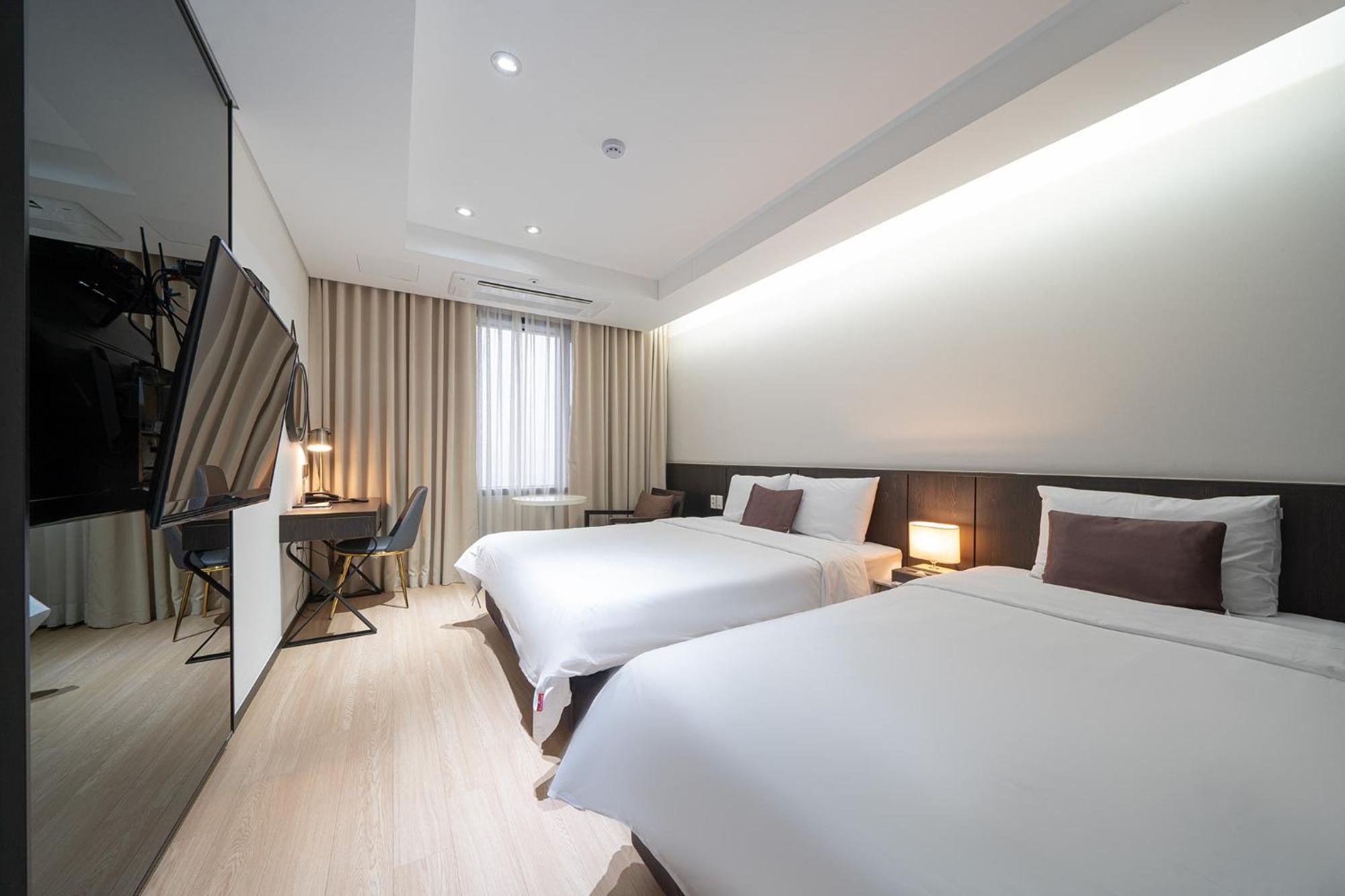 รามาดา บาย วินด์แฮม ยองอิน Hotel ยงอิน ภายนอก รูปภาพ
